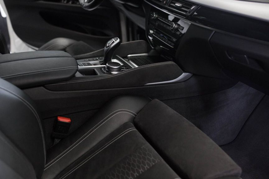 bmw-x6-g-powloka-16.jpg